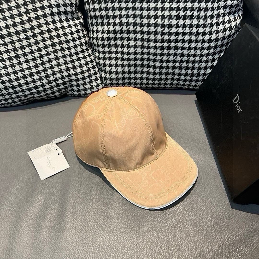 Christian Dior Caps